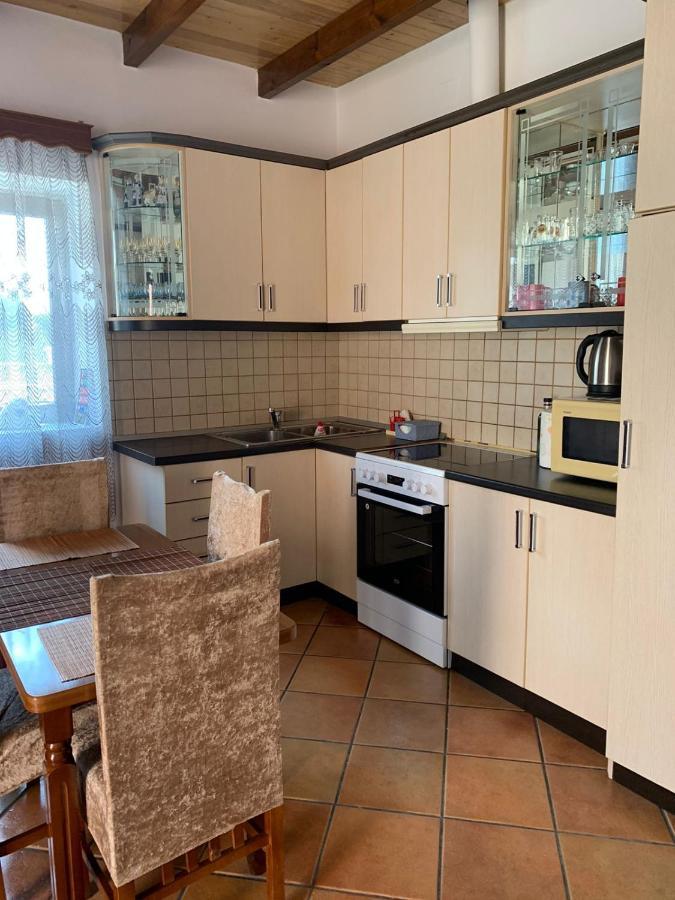 Nomad House-Entire House At Your Disposal,4 Guests Берат Экстерьер фото